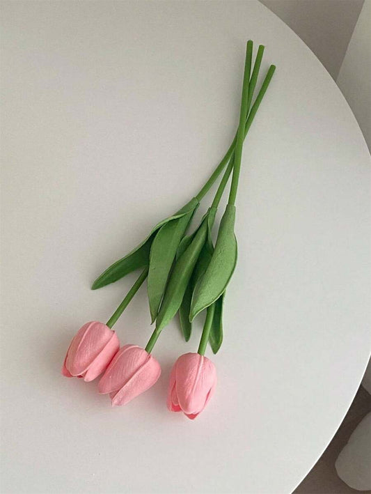Eternal Tulips - Calm. Beautiful. Everlasting.